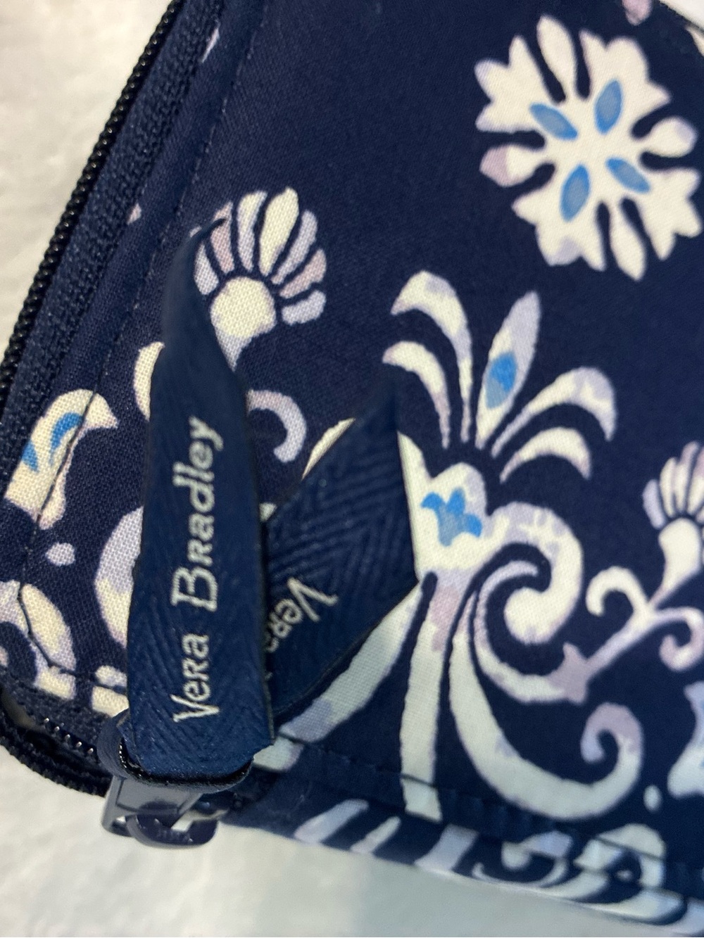 Vera Bradley Navy White Floral Quilted Travel Pill Case